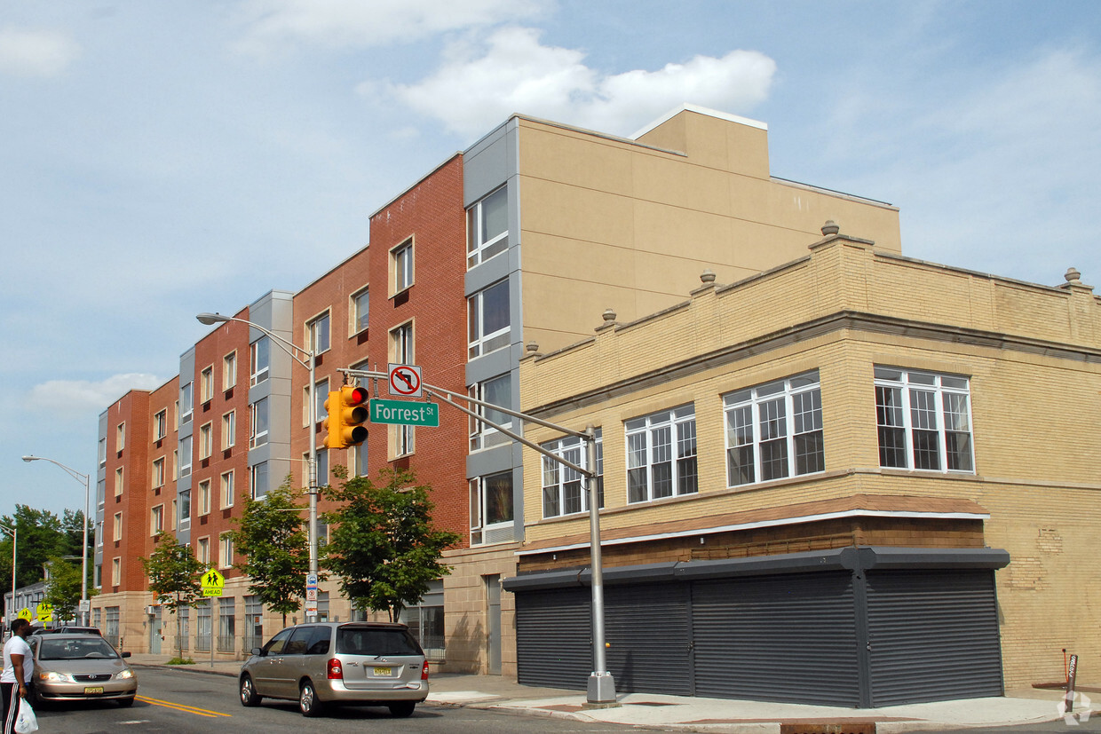 Foto del edificio - Webb Apartments