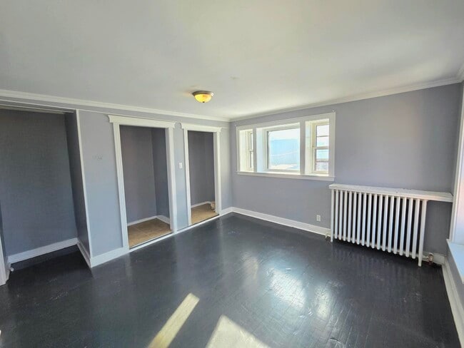 Building Photo - 80 Princess St