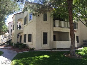 Building Photo - 4736 Nara Vista Way