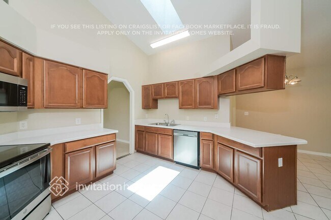 Foto del edificio - 2442 Sweetwater Blvd