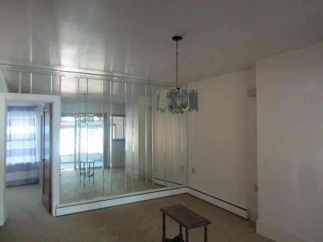 12x16 Dining room - 8736 Lake Shore Rd