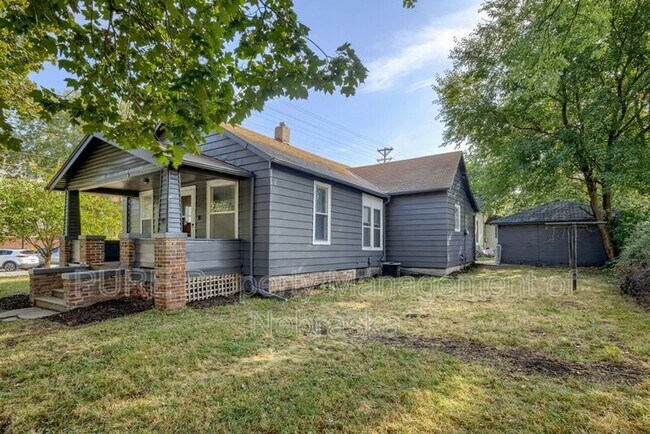 Building Photo - 748 N Platte Ave