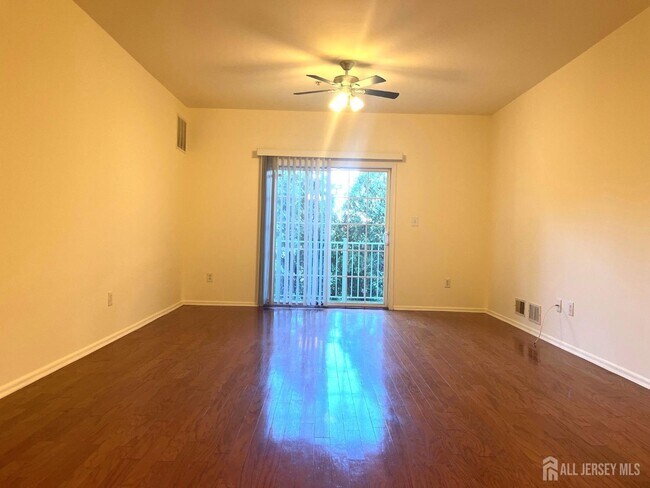 Building Photo - 1122 Staats Ct