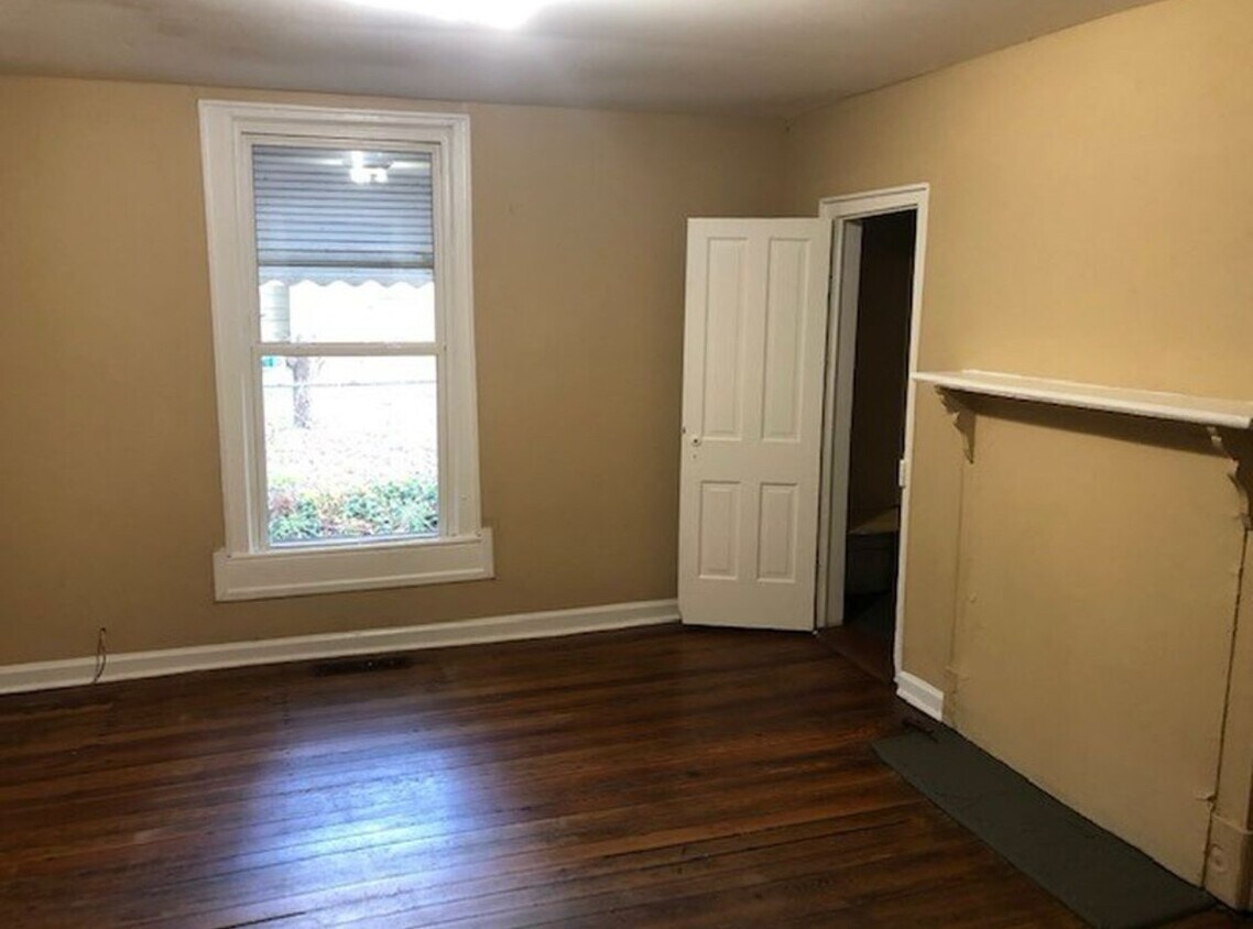 Foto principal - 541 N 13th St