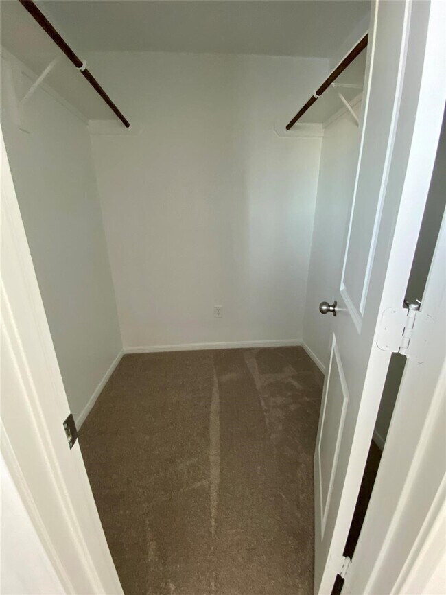 Building Photo - 21114 Dolphin Bay Ln