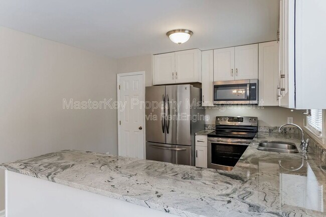 Building Photo - 3002 Appling Way