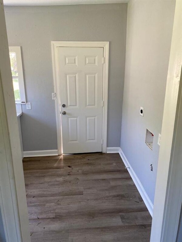 Building Photo - 1233 San Antonio Ave