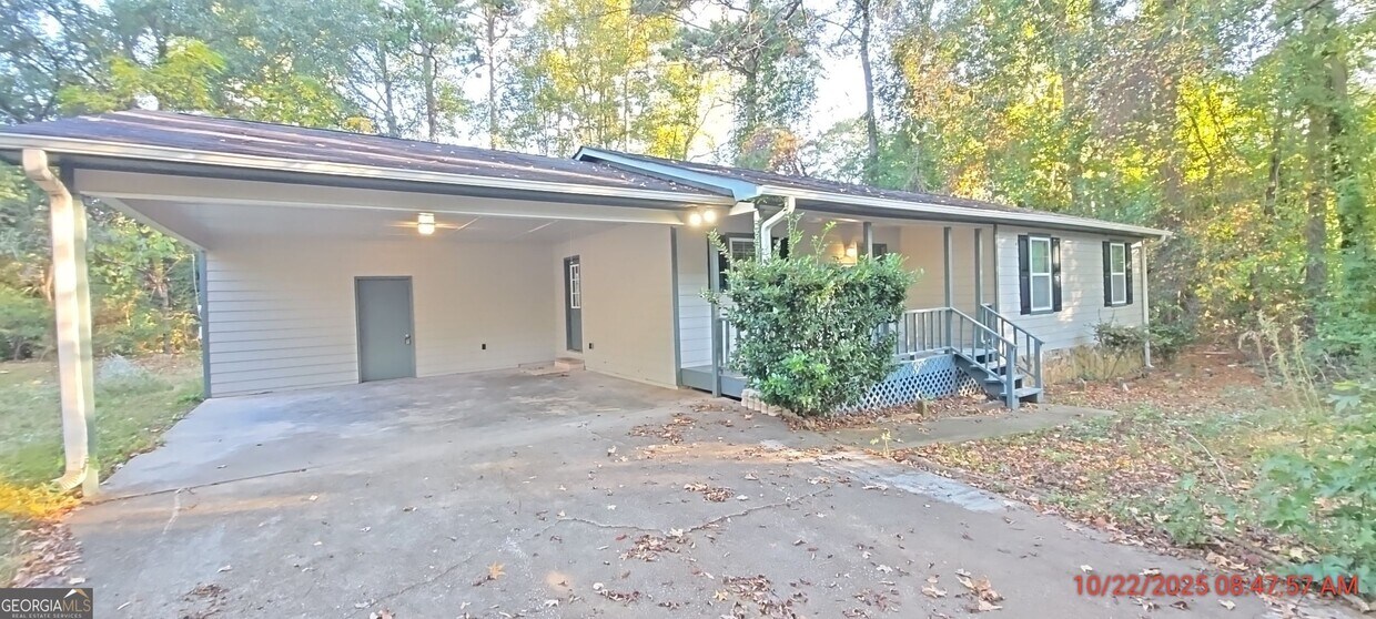 Foto principal - 125 Highland Dr