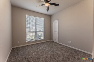 Building Photo - 9511 Caemlyn Cv