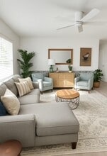 Building Photo - 526 Eastwind Dr