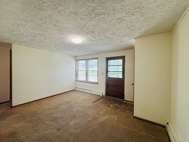 Foto del edificio - 208 Broce Dr