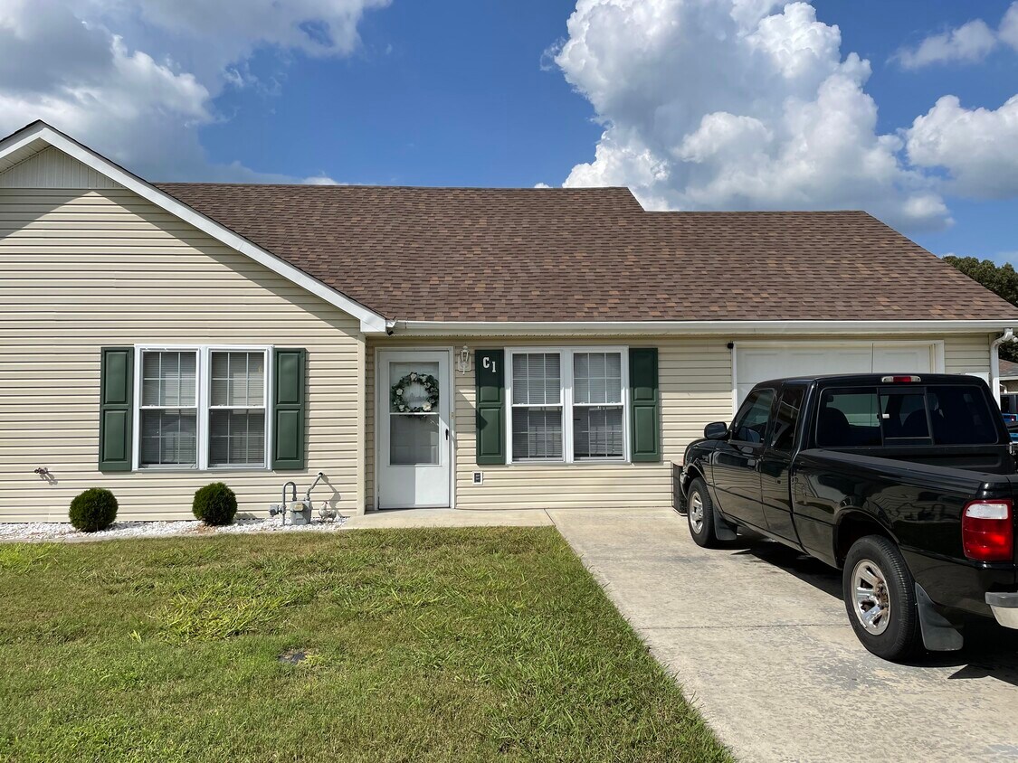 front of house - 1150 Doak Rd