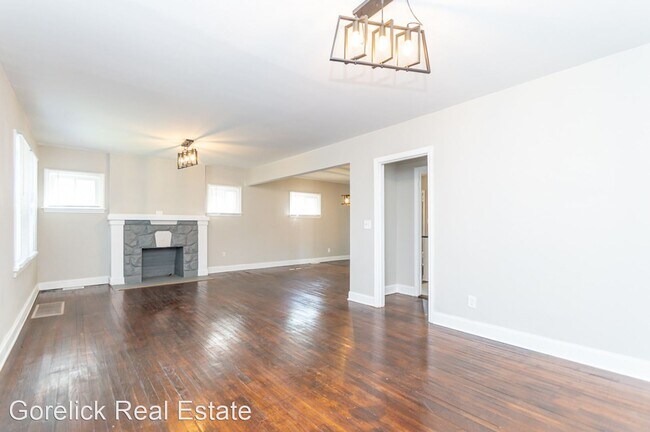 Building Photo - 4 br, 2.5 bath House - 3594 Cedarbrook Road