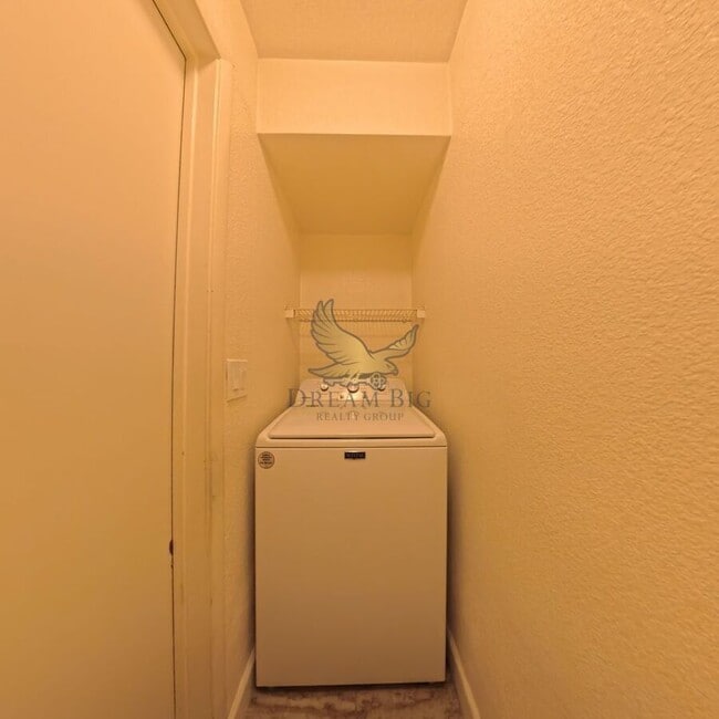 Building Photo - 8101 W Flamingo Rd