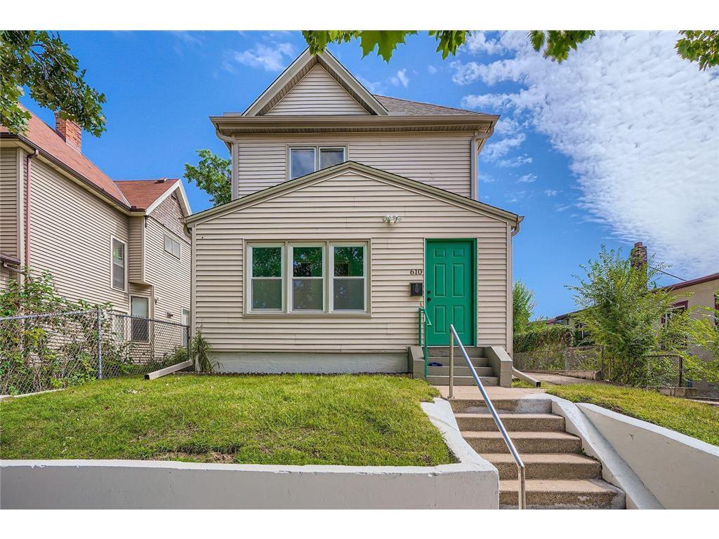 Primary Photo - 610 Fairview Ave N