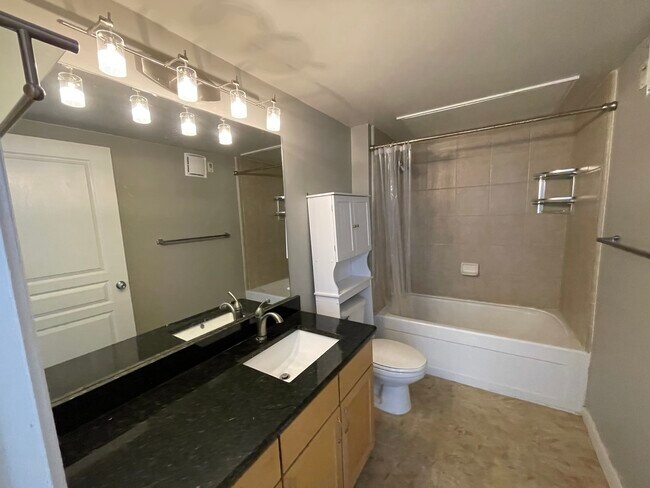 Foto del edificio - 2020 5th Ave S