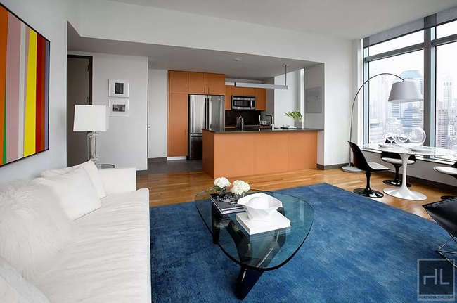 Foto del edificio - SPRUCE STREET
