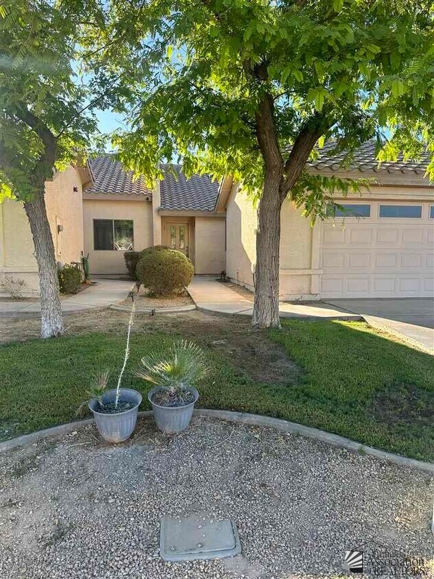 Primary Photo - 3182 S Ragen Dr
