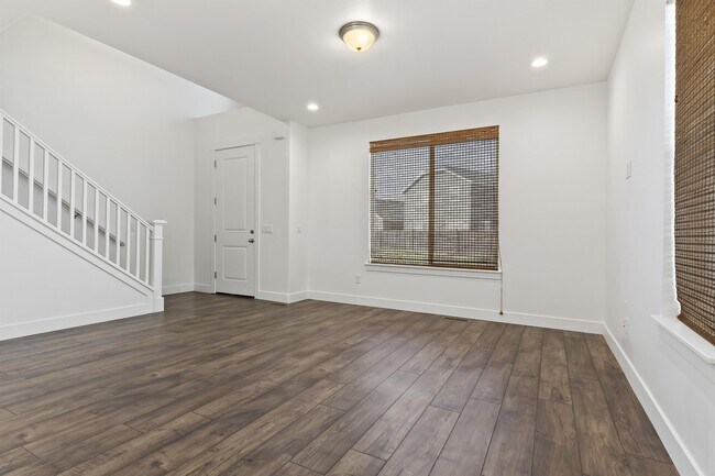 Building Photo - 14806 Queens Garden Ln