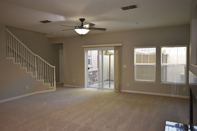 Photo - 3301 N Park Dr House