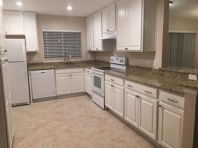 Kitchen - 10826 Wheaton Court