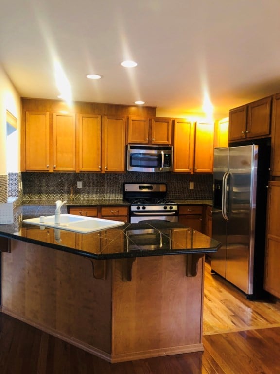 Building Photo - Townhome in Edmonds
