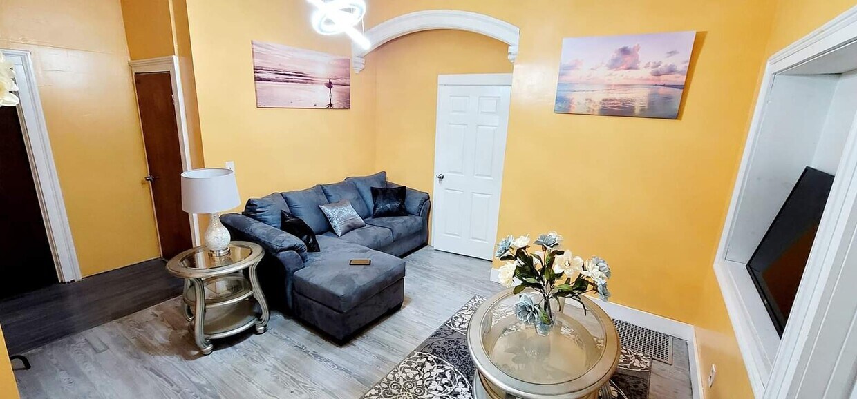 32 Center St, West Haven, CT 06516 House Rental in West Haven, CT