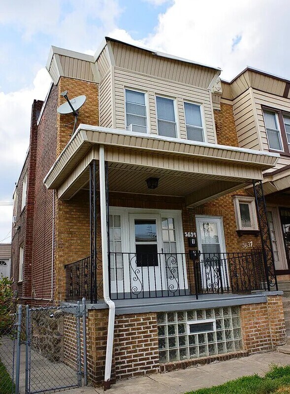 Foto del edificio - 5639 Arlington St