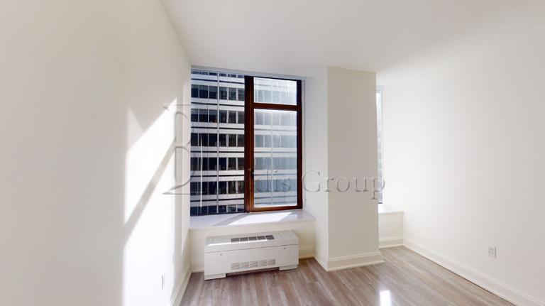 Foto principal - 3 bedroom in NEW YORK NY 10005