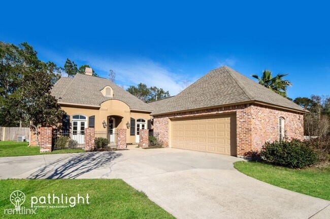 Building Photo - 4 br, 2 bath House - 36474 Rue Lamonte Cou...