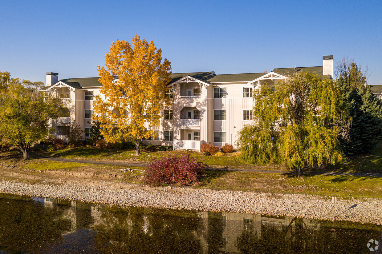 Primary Photo - River Quarry Apartments