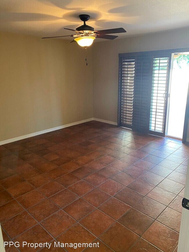 Building Photo - 3 br, 3 bath House - 241 W Tainter Dr