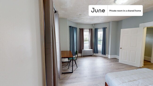 Foto del edificio - Room in Shared 7 bed/2 bath home in Allston