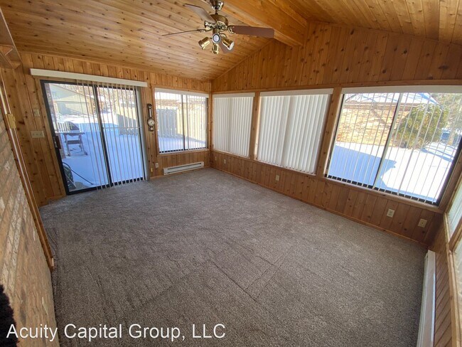 Foto del edificio - 3 br, 2 bath House - 1184 Xene Lane N