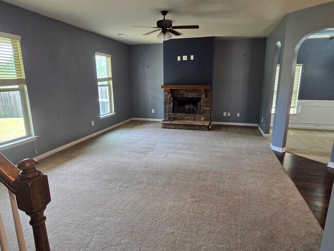 Foto del edificio - 4416 Grove Landing Dr