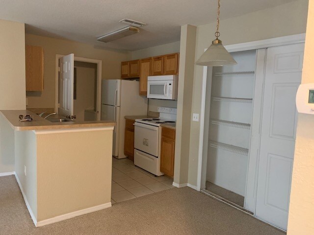 Foto del edificio - 4850 51st St W