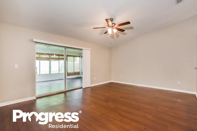 Building Photo - 183 Brightview Dr