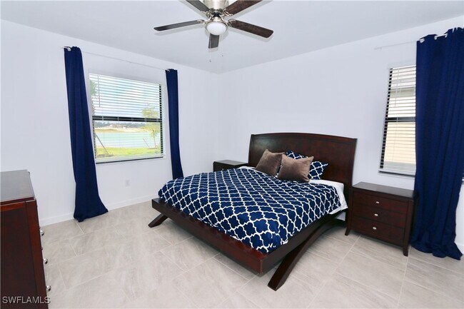 Foto del edificio - 18293 Ridgeline Dr