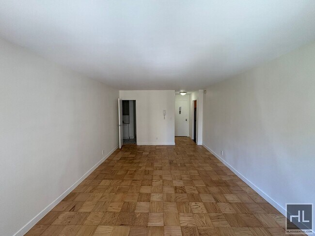 Building Photo - EAST 36 STREET