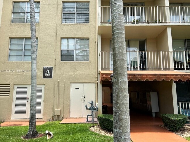Photo - 13100 SW 92nd Ave Apartment