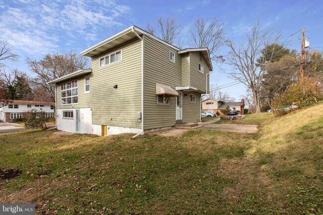Building Photo - 1 Gruenther Ct