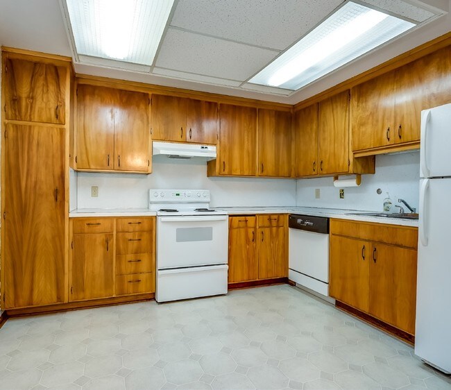 Interior Photo - 5-Unit Apartment