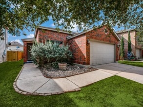 Building Photo - 10116 Villa Del Lago