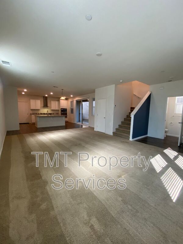 Foto del edificio - 5471 Westhampton Way