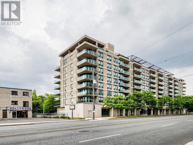 Photo du bâtiment - 935 Sheppard Ave W