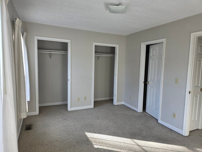 Building Photo - 2215 Reservoir St