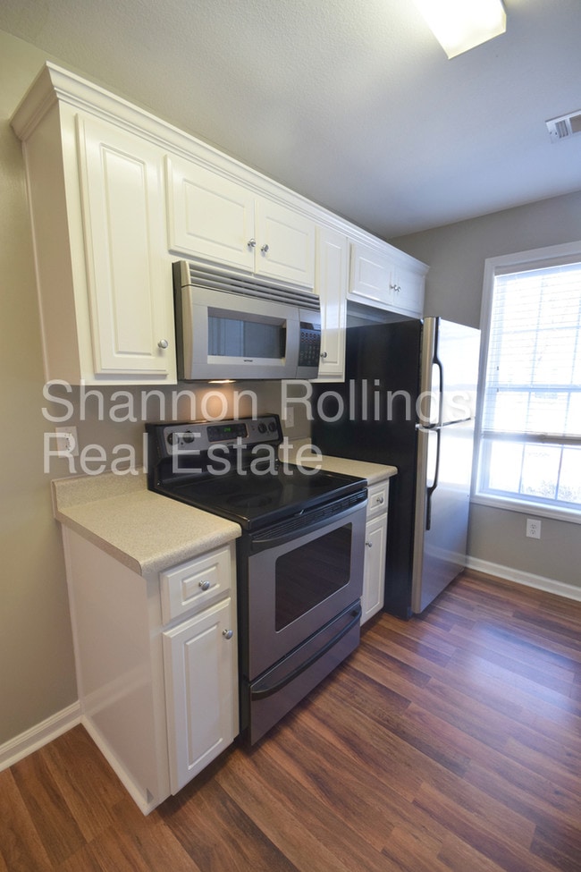 Building Photo - 146 Bentley Dr