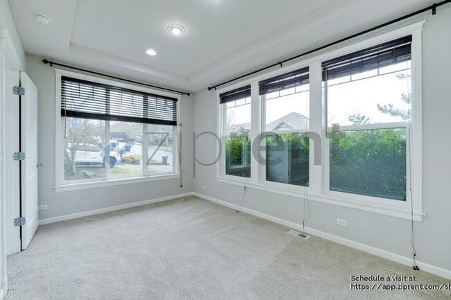 Building Photo - 7611 Snowberry Ave SE