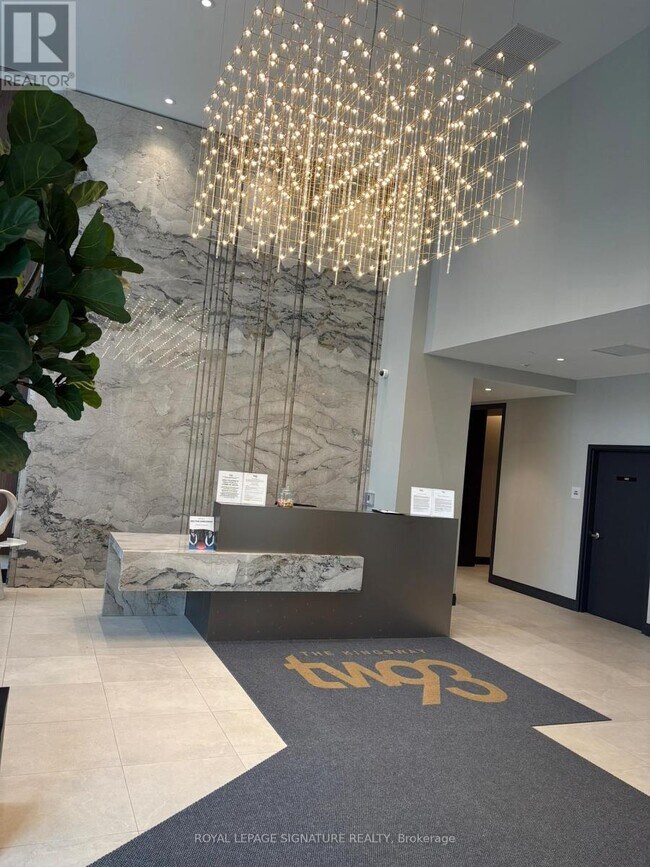 Building Photo - 293 The Kingsway