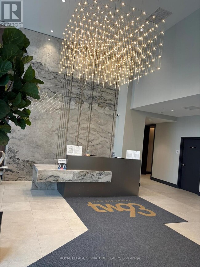 Photo du bâtiment - 293 The Kingsway